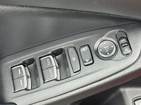 Used 2022 Honda Accord Sport image 13