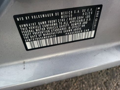 Used 2025 Volkswagen Jetta SE FWD image 7