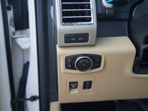 Used 2015 Ford F150 Lariat w/ Equipment Group 501A Mid AWD/4WD image 69
