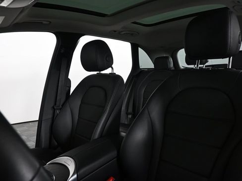 Certified 2022 Mercedes-Benz GLC 300 image 5