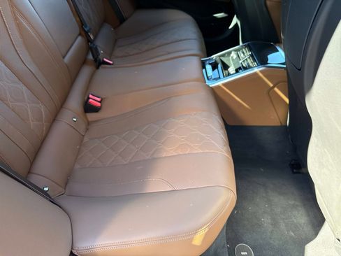 Used 2025 BMW M8 Competition image 31