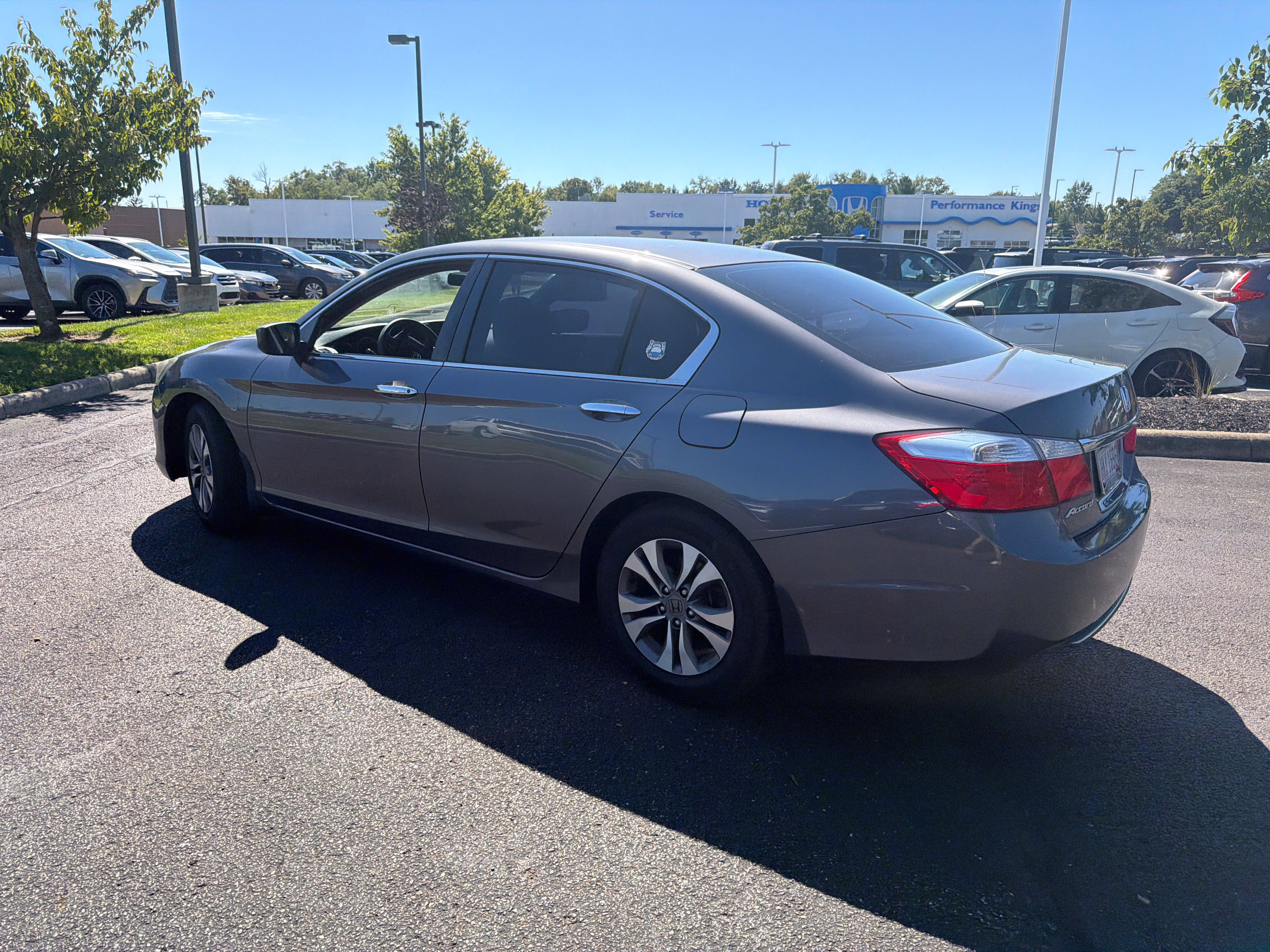 Used 2015 Honda Accord LX image 12