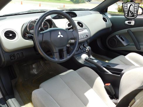 Used 2007 Mitsubishi Eclipse GS image 13