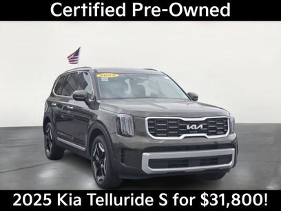 Used 2025 Kia Telluride S