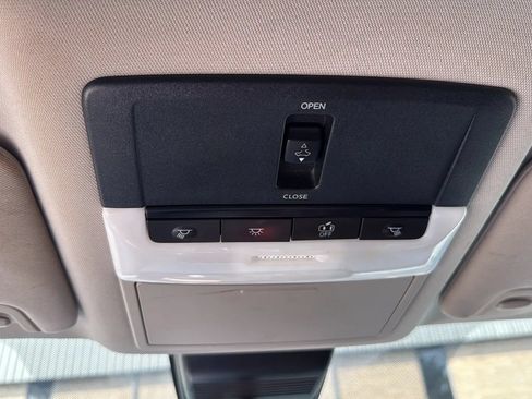 Used 2019 Nissan Altima 2.5 SV FWD image 40