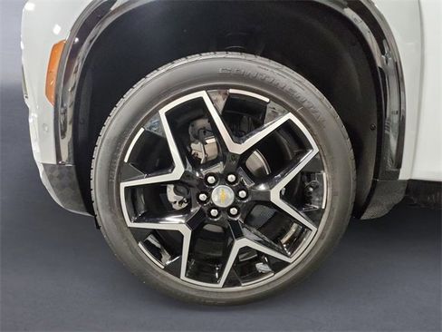 New 2026 Chevrolet Traverse High Country image 14