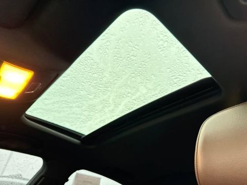 Used 2015 Audi A4 2.0T Premium Plus w/ Technology Package image 22