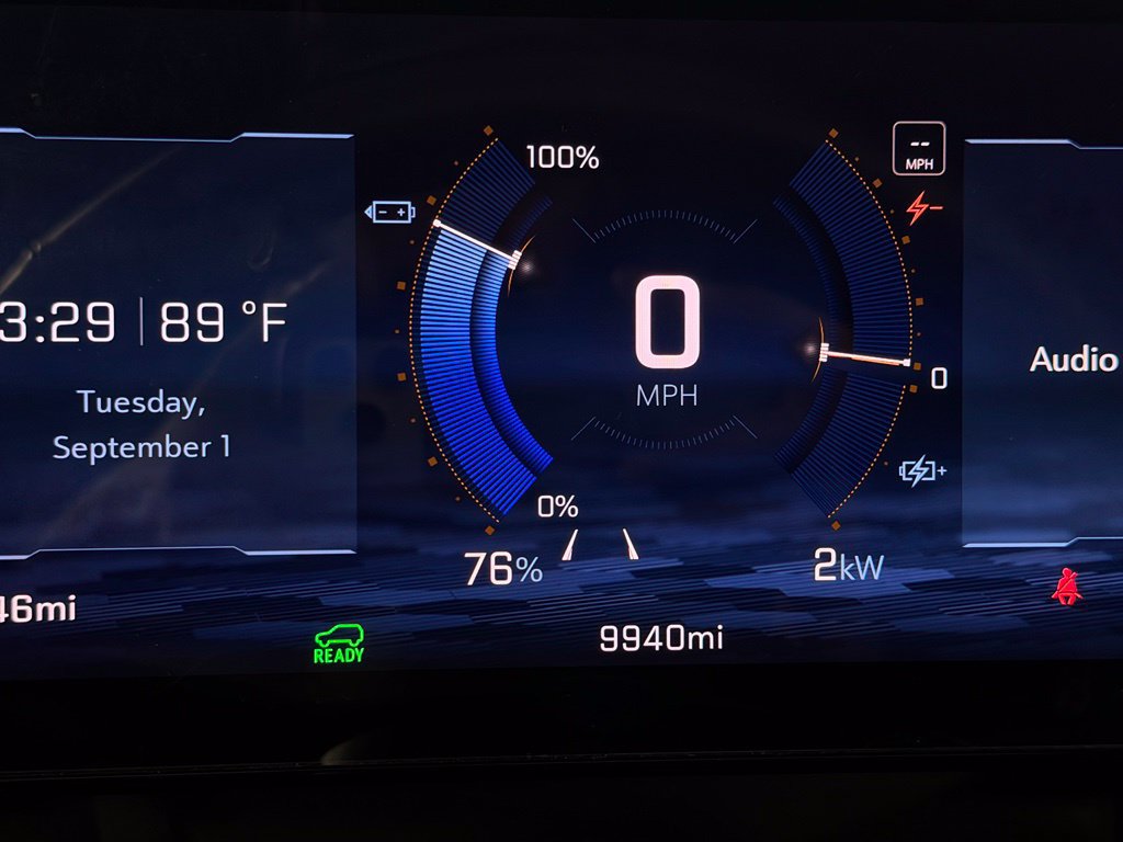 Used 2024 Chevrolet Equinox EV LT FWD image 17