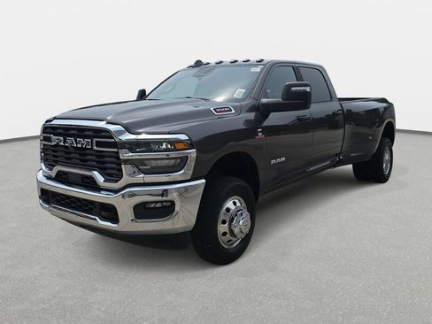 New 2026 RAM 3500 Big Horn AWD/4WD image 38