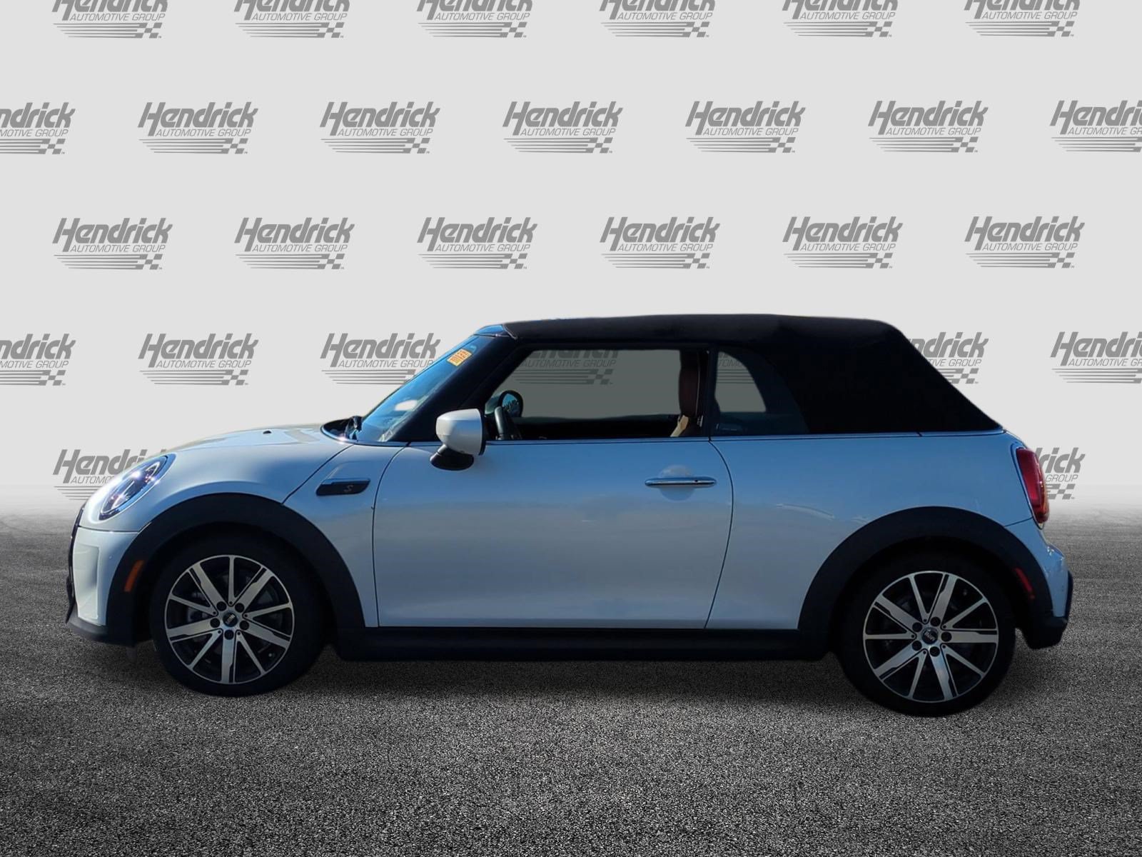 Used 2024 MINI Cooper S w/ Signature Upholstery Package FWD image 7