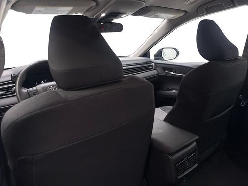 Used 2025 Toyota Camry LE FWD image 37