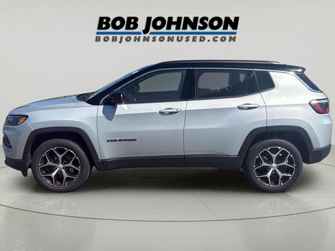 Used 2024 Jeep Compass Limited AWD/4WD image 4