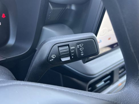 New 2025 Ford Maverick XL w/ 4K Tow Package AWD/4WD image 10