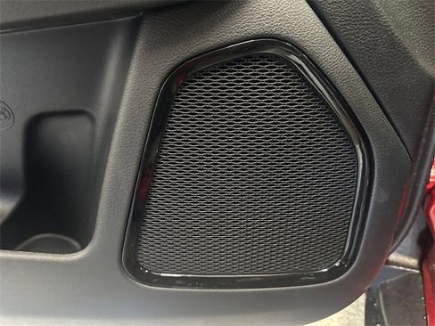 New 2026 Jeep Compass Latitude image 18