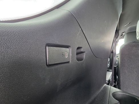 Used 2024 Chevrolet Tahoe LT AWD/4WD image 11