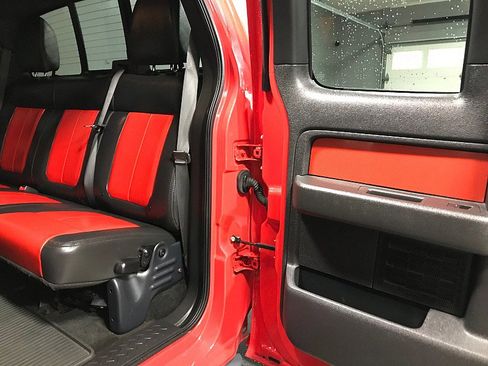 Used 2010 Ford F150 Raptor image 15