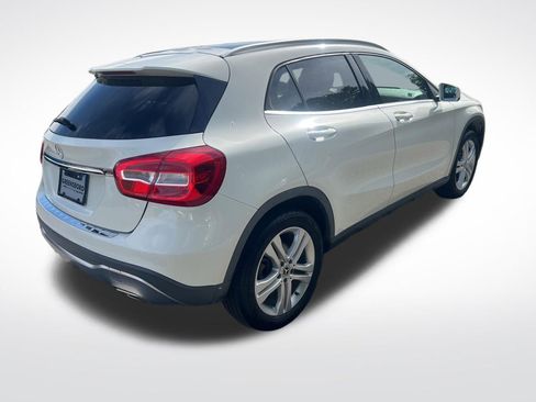 Used 2018 Mercedes-Benz GLA 250 4MATIC w/ Convenience Package image 5