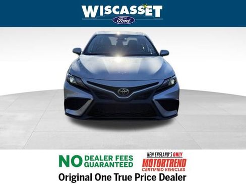 Used 2024 Toyota Camry SE image 9