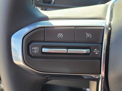 New 2026 GMC Canyon Elevation RWD image 20