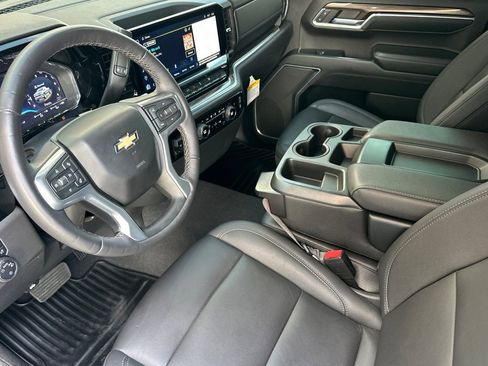Used 2022 Chevrolet Silverado 1500 LT w/ All Star Edition Plus RWD image 10