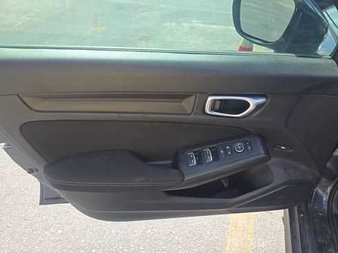 Used 2024 Honda Civic Sport image 13