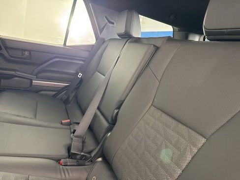 Used 2025 Toyota 4Runner TRD Off-Road Premium image 13