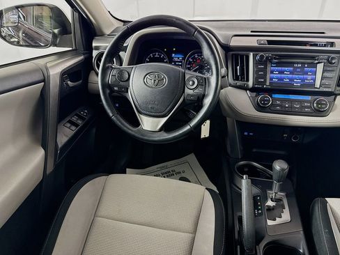 Used 2017 Toyota RAV4 XLE image 27