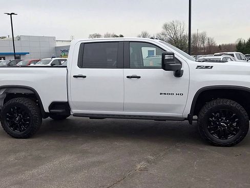 New 2026 Chevrolet Silverado 2500 LT w/ Trail Boss Package image 4