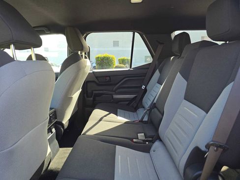 Certified 2025 Toyota 4Runner TRD Off-Road image 17