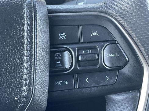 Used 2024 Toyota Tacoma TRD Sport AWD/4WD image 24