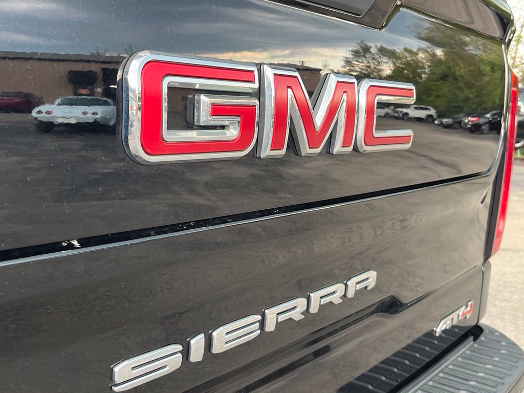 Used 2019 GMC Sierra 1500 AT4 w/ AT4 Premium Package AWD/4WD image 11