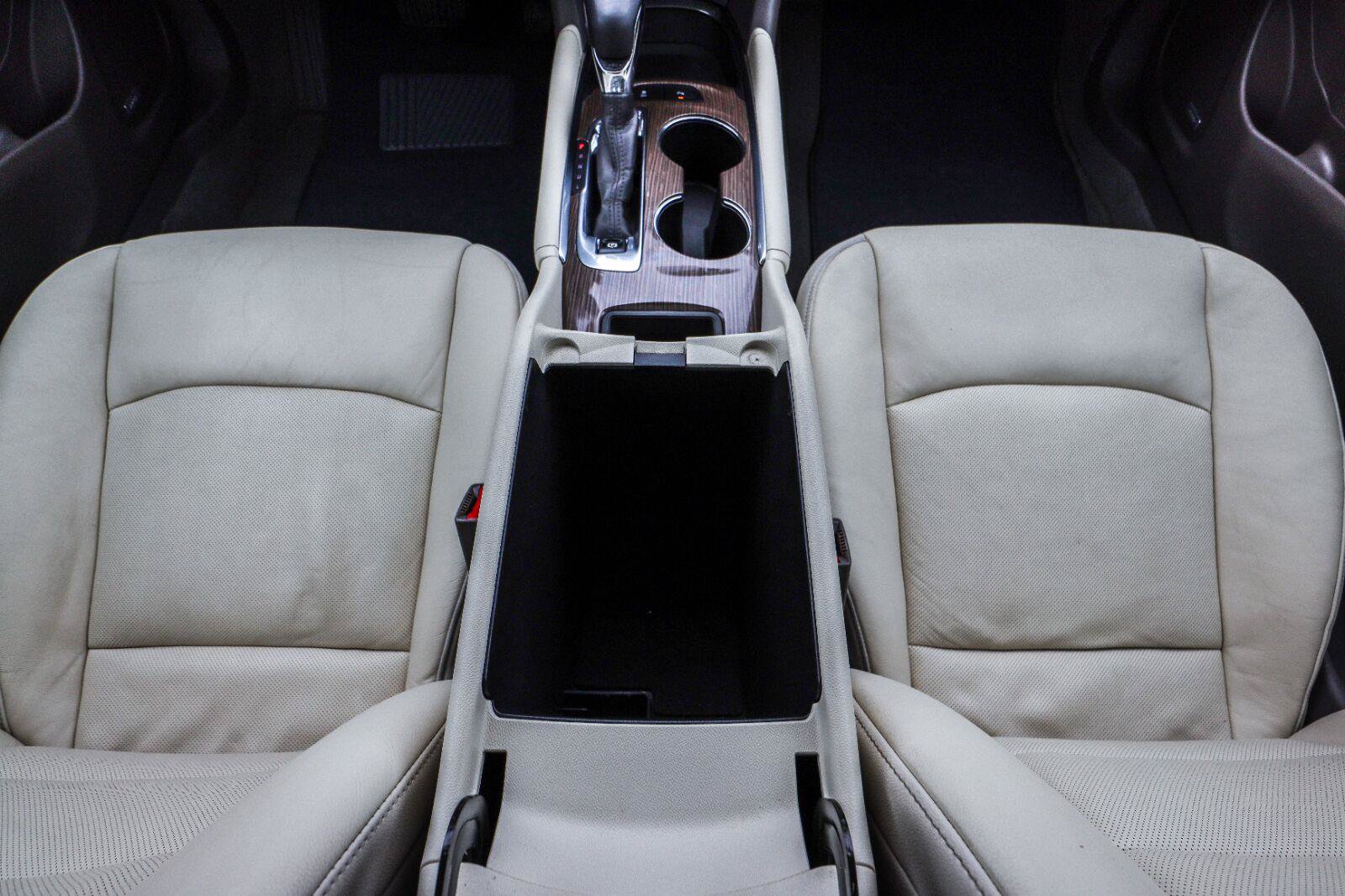 Used 2024 Chevrolet Malibu LT FWD image 29