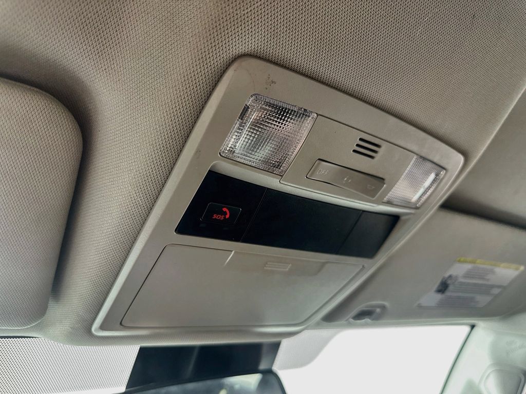 Used 2022 Toyota Tacoma SR RWD image 33