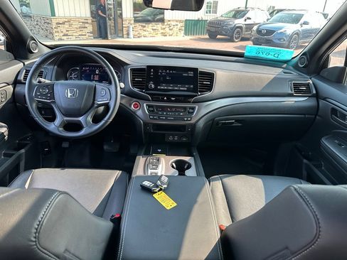 Used 2024 Honda Passport EX-L image 25