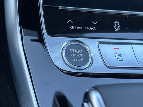 New 2026 Audi Q8 Premium Plus image 21