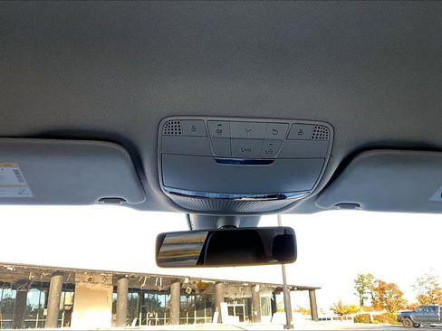 Used 2020 Mercedes-Benz GLC 300 image 34