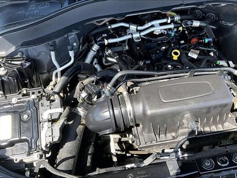 Used 2021 Ford Explorer XLT w/ Equipment Group 202A AWD/4WD image 35