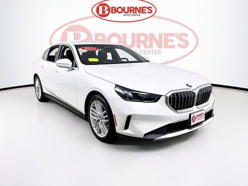 Used 2025 BMW 530i xDrive xDrive w/Navigation,Leather,Su image 1