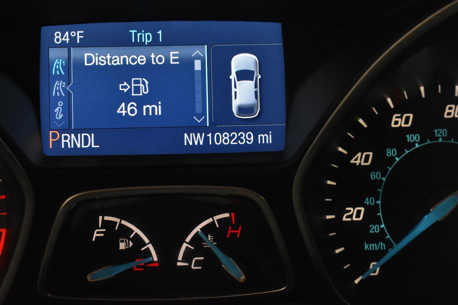 Used 2014 Ford Focus SE w/ SE Winter Package FWD image 18