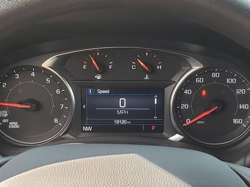 Used 2023 GMC Terrain SLE w/ Driver Convenience Package image 19