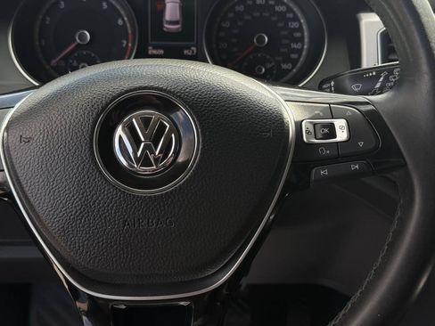 Used 2018 Volkswagen Atlas SE AWD/4WD image 19