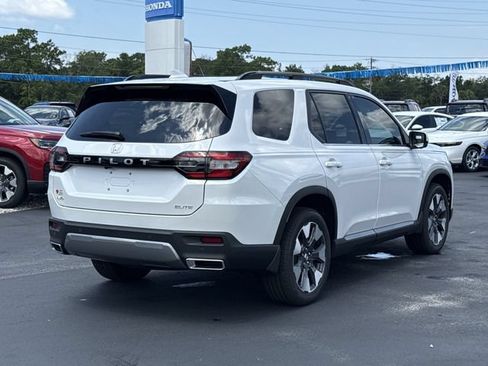 New 2026 Honda Pilot Elite image 6