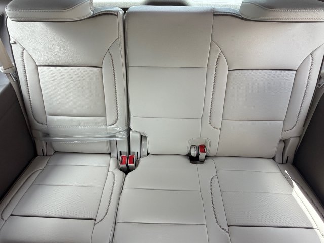 New 2026 GMC Yukon Denali w/ Denali Reserve Package AWD/4WD image 19