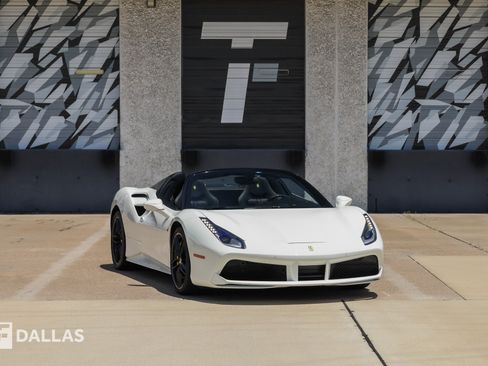 Used 2017 Ferrari 488 Spider RWD image 1