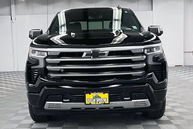 Used 2024 Chevrolet Silverado 1500 High Country w/ LPO, Dark Essentials Package AWD/4WD image 4