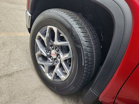 New 2026 GMC Sierra 1500 SLT image 25