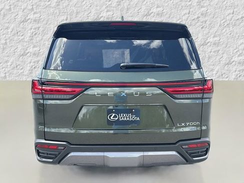 New 2026 Lexus LX 700h Luxury image 3
