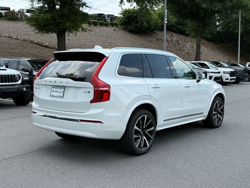 Used 2025 Volvo XC90 B5 Plus w/ Protection Package Premier AWD/4WD image 5