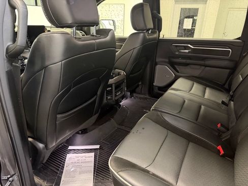 Used 2025 RAM 1500 Laramie AWD/4WD image 15