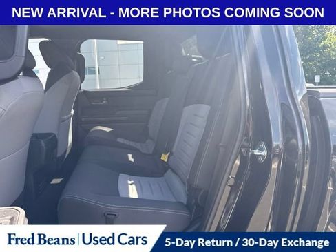 Used 2025 Toyota Tacoma TRD Off-Road AWD/4WD image 12